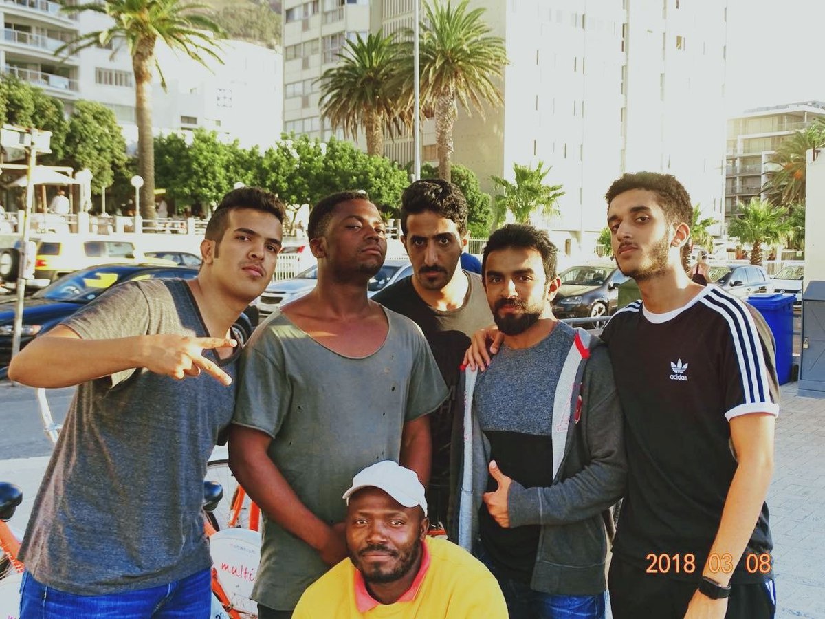 UCT_ELC's tweet photo. Our very own Cape Town #Bicycle Gangsters! This was a few weeks ago on the social programme sunset promenade #cycling!

#LearnEnglishinCapeTown #EnglishinCapeTown #EnglishCourseCapeTown 
#EnglishSchoolCapeTown #UCT #ELC
#ELC #SocialProgramme #LoveCapeTown #EnglishSchoolinCapeTown https://t.co/ozlg3mCzYr