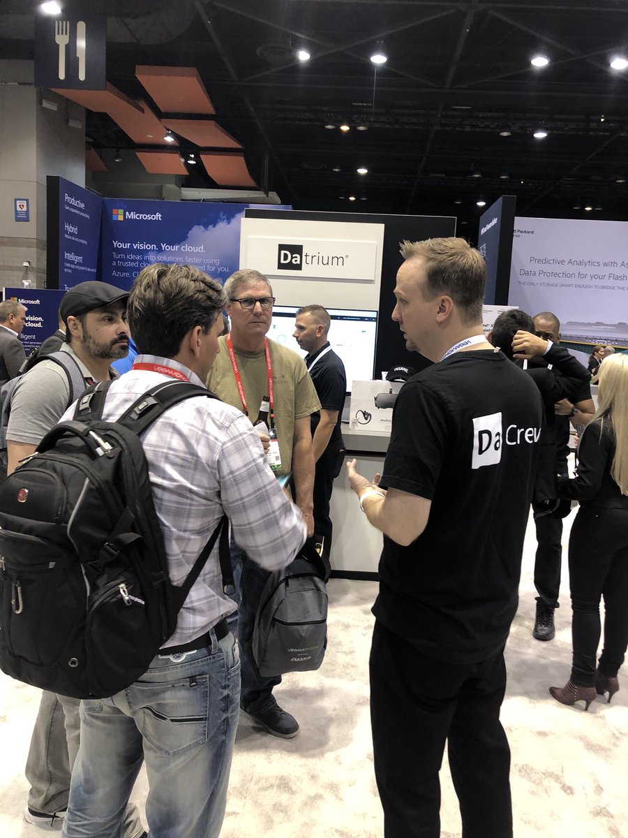 ClintWyckoff's tweet image. Ready to rock day 2 of @VeeamON in Chicago! Stop by booth 503. #Datrium #OCI