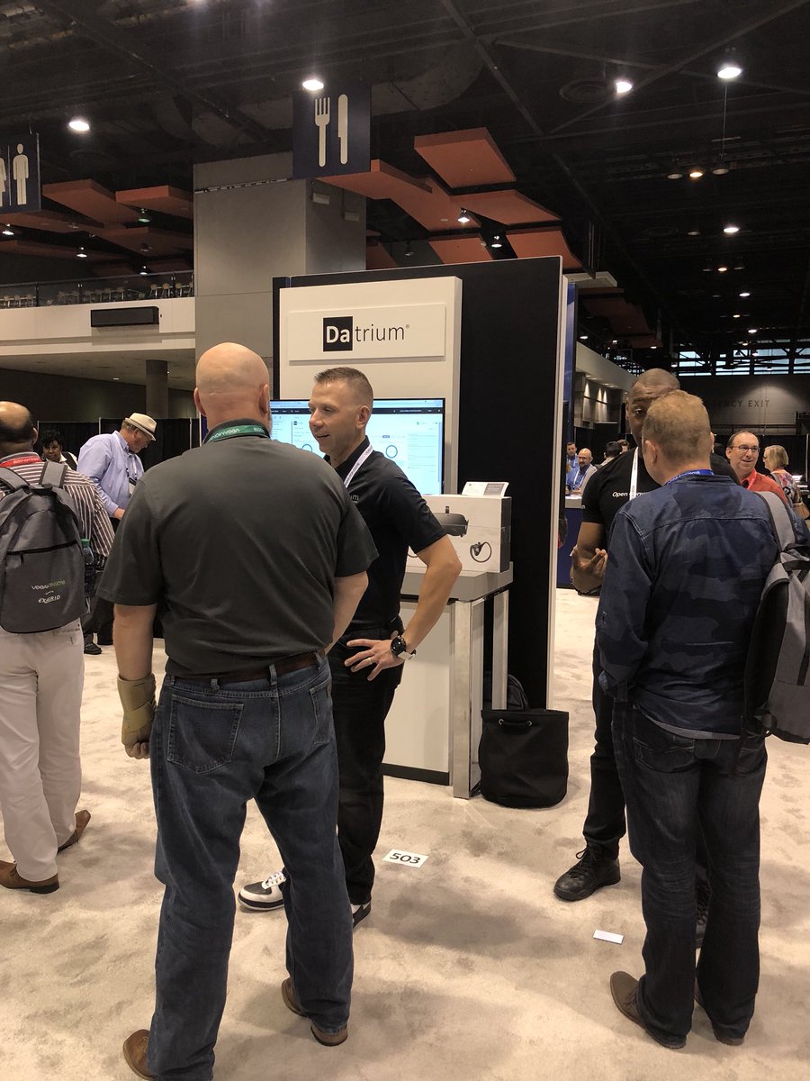 ClintWyckoff's tweet image. Ready to rock day 2 of @VeeamON in Chicago! Stop by booth 503. #Datrium #OCI