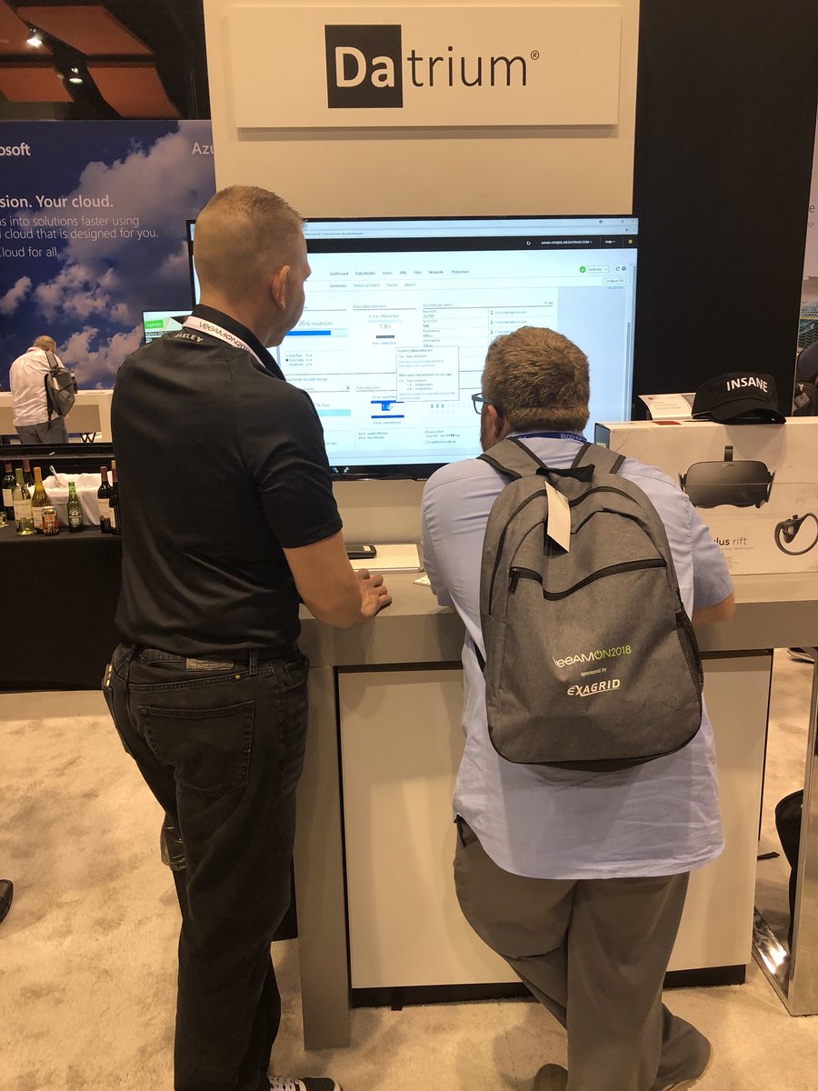 ClintWyckoff's tweet image. Ready to rock day 2 of @VeeamON in Chicago! Stop by booth 503. #Datrium #OCI