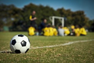 SchoolFundingUK's tweet photo. Want to win a Precision Football Starter Pack for your school? It includes training balls, bibs and markers. It's a simple prize draw - so enter before 3rd June 2018 for a chance to win #sport https://t.co/y0x8LiSEyf https://t.co/mQFh1WV2sf