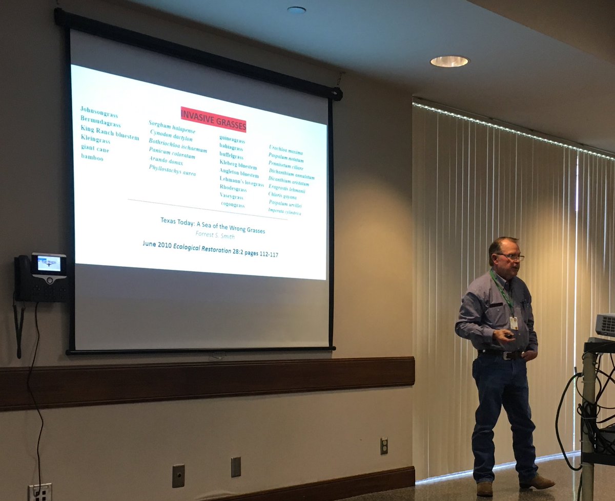 Resident Research Associate Dan 'The Grassman' Caudle holds court, bestowing knowledge. #cowboypoet #USDANRCS #grassisgood