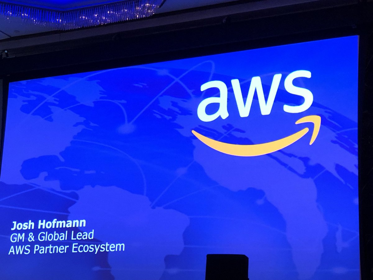profjasonpotts's tweet photo. Enterprise Blockchain just got real!
#Kaleido #Consensys #Projecti2i @awscloud  #Consensus2018 https://t.co/11PDg9CeM0