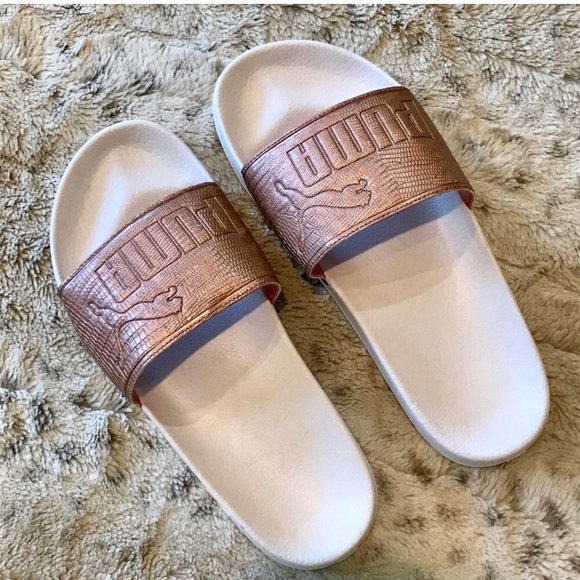 KristenCamp441's tweet photo. So good I had to share! Check out all the items I'm loving on @Poshmarkapp #poshmark #fashion #style #shopmycloset #annemichelle #puma: https://t.co/T3ZQOAvvTQ https://t.co/XfRTXlGzOr