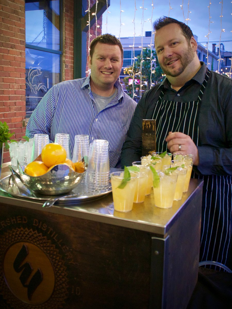 614now's tweet photo. Follow @NorthMarket and retweet to win 2 tickets to the Apron Gala! Join the music, drinks &amp; a fun 3-course dining experience while strolling through the city’s historic market. This year is the 22nd annual Apron Gala benefiting the non-profit North Market Development Authority!! https://t.co/823IrQ2Ks9