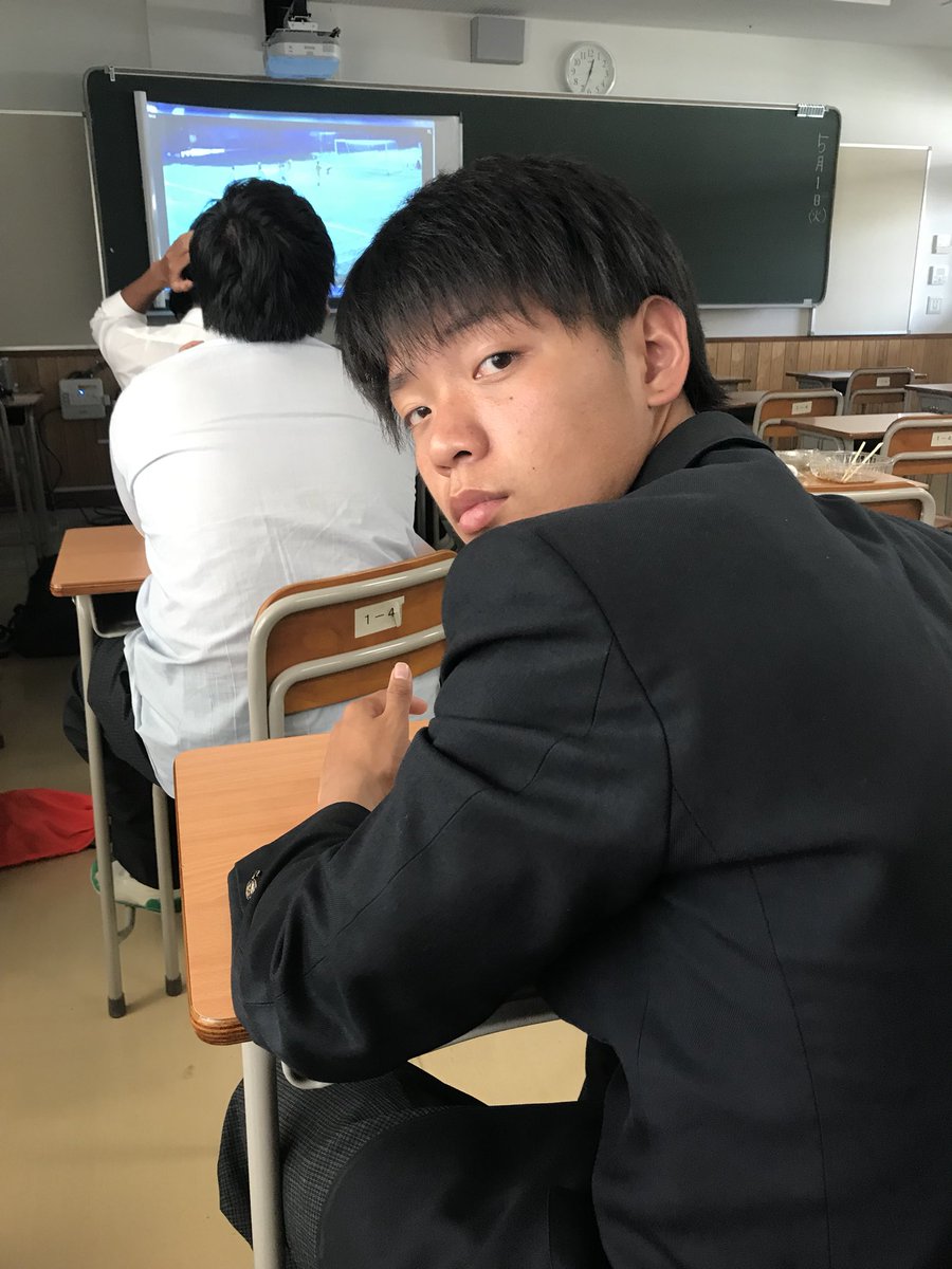 14mt_____oO's tweet photo. れおな〜！！
お誕生日おめでとう！

爽やかイケメンでお菓子あげたら喜ぶところとか可愛くてたまらないね！🤦🏻‍♀️
これからも仲良くしてね〜🙏🏻

素敵な一年になりますように！！！

🎂@007Soccerplayer https://t.co/BuL3EBEr6C