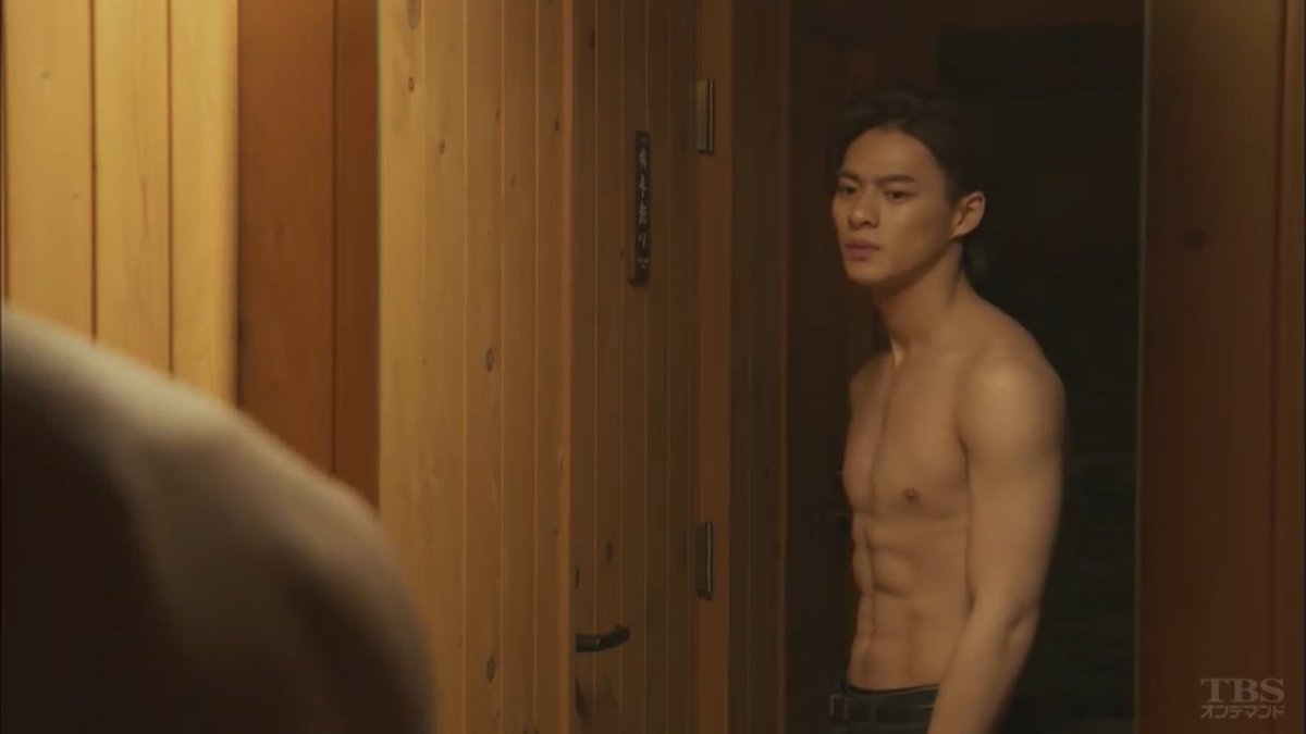 にょ いや すごいな体 衣装着てたら気にならないのに 脱いだらすごい 男がでるね かっこいい 花晴れ 平野紫耀