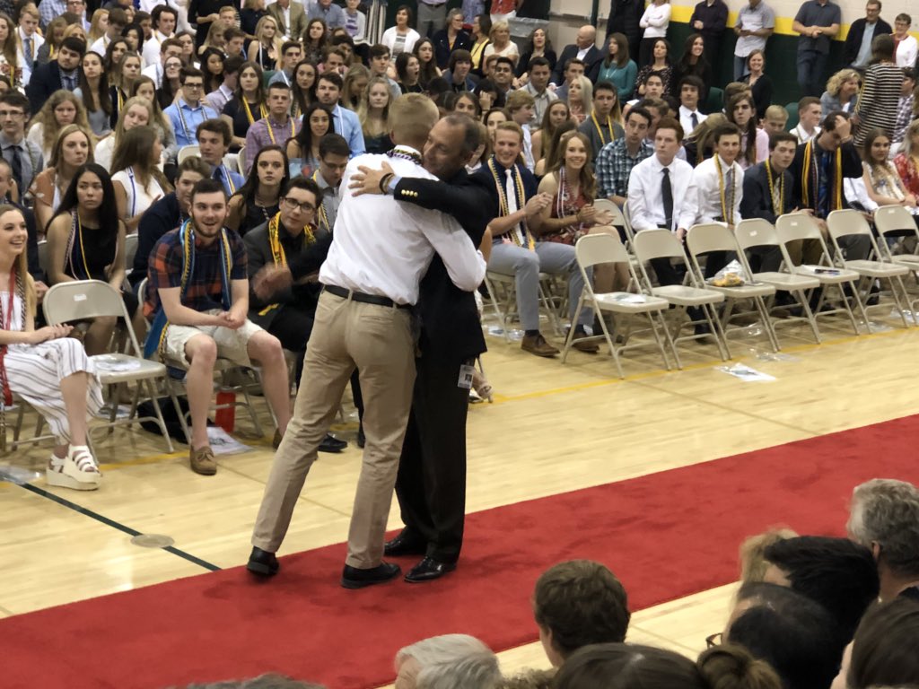 ToddMitchell6's tweet photo. Great kids @mountainvistahs celebrating cording ceremony last evening! Terrific academic achievements and success boys! @vista_baseball @willis_mitch @rjluedtke @JLiffrig @zpaschke @codygillis5 @mounta https://t.co/uo2yIOvQZd