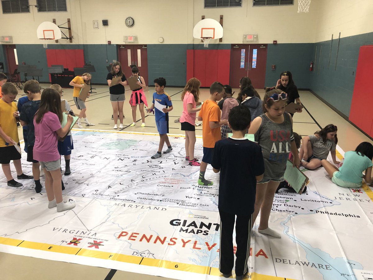 4th graders “step on it” to learn more about the geography of Pennsylvania #TitusPride  #SouthSide