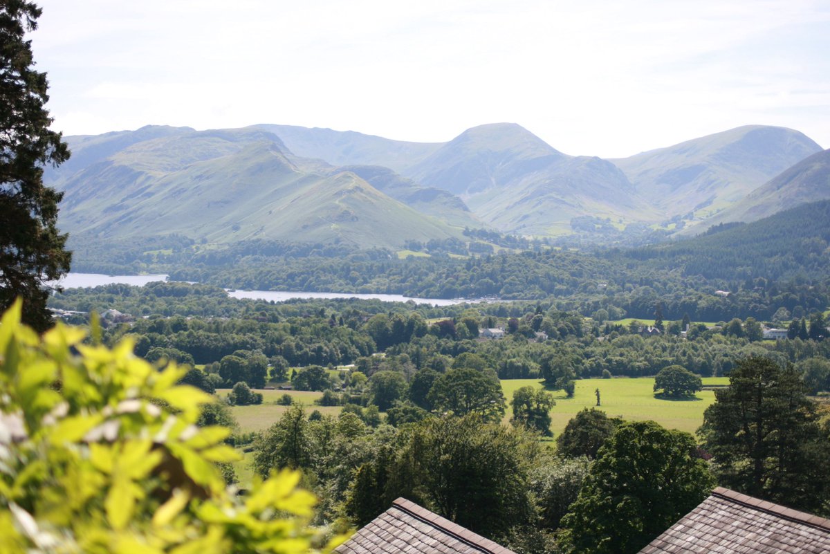 Underscar_Lakes's tweet photo. Isn't it time you booked your next holiday to the #LakeDistrict?! Stay with us at #Underscar and experience the beauty of the #NorthernLakes from your equally stunning Italianate cottage on the slopes of #Skiddaw, overlooking #Keswick and #Derwentwater. https://t.co/vwWWtLvUGq https://t.co/KqrDIsA2s5