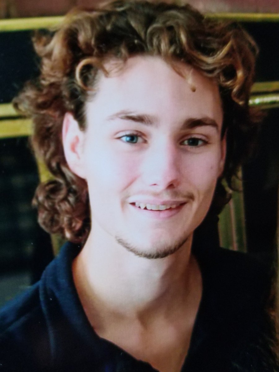 dralaina's tweet image. Happy 20th birthday to our handsome son Joe Kulikowski! We love you and are so proud of the man you are