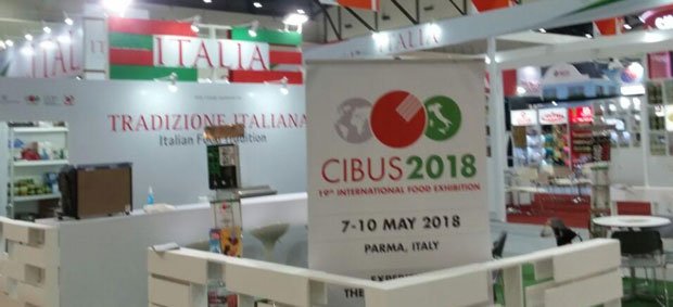 ITA_Lavana's tweet photo. Finalizò @CibusParma #Cibus2018 con excelentes resultados y record de participación! 3100 empresas y 82 000 visitantes de los cuales 400 compradores extranjeros organizados por @ITAtradeagency #Cuba fue representada por 2 delegados del sector HoReCa @ITA_Lavana #italiantaste https://t.co/iEk7ZEbqp6