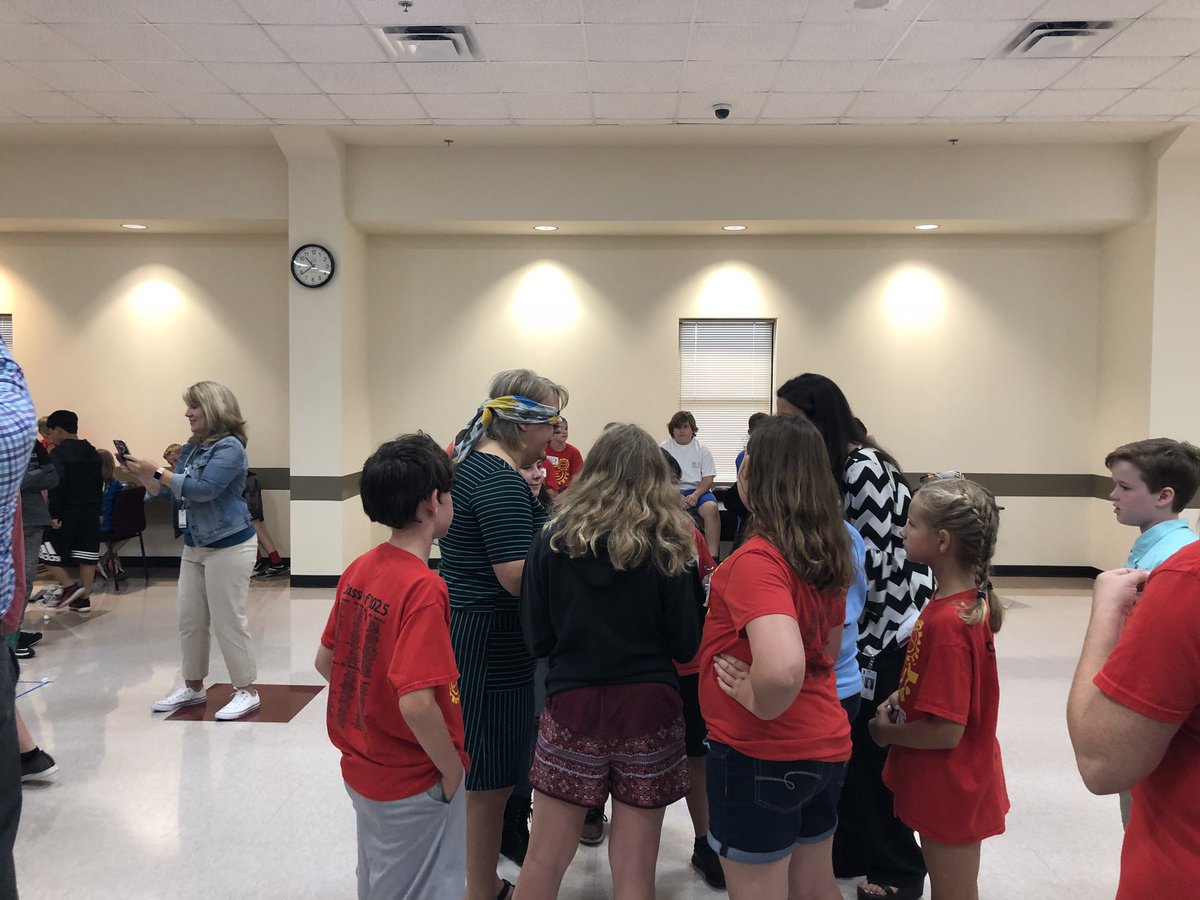 Practicing what they learned with a human coding activity!! Student Technology Academy celebration continues w/ <a href="/SixesES/">Sixes Elementary</a> &amp; <a href="/ClarkCreekSTEM/">Joey Moss</a> and our teachers &amp; principals participated!! <a href="/jimberrytech/">Jim Berry</a> <a href="/l5patti/">Lee Patti</a> <a href="/sandiadams/">Sandi Adams</a> <a href="/DrCarrollcares/">Shannon Carroll</a> <a href="/blount5/">Bobby</a> <a href="/CherokeeSchools/">Cherokee Co. Schools</a>