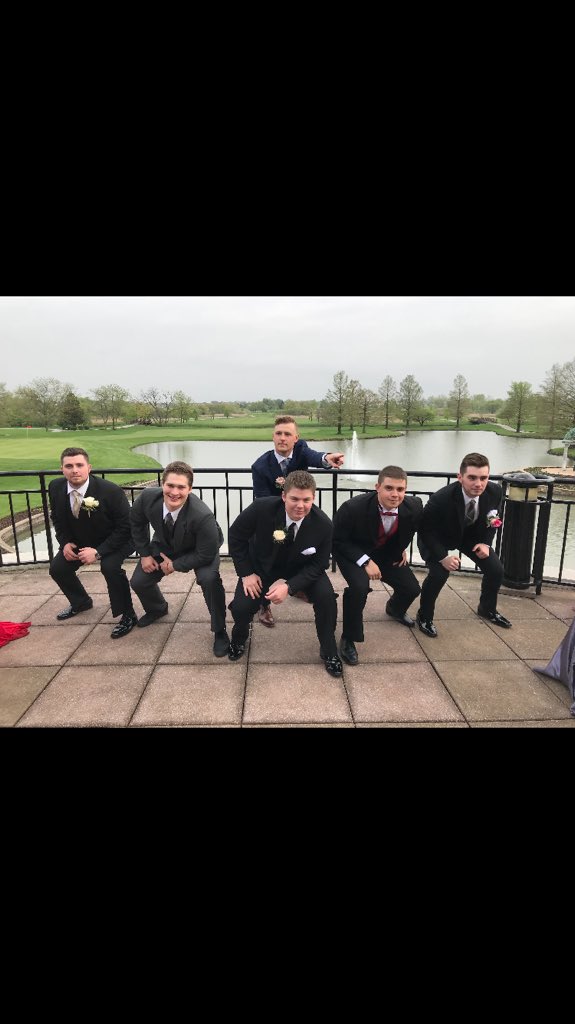 linemanissues's tweet photo. Can't have prom without some pass protection https://t.co/rUIcRfi41p