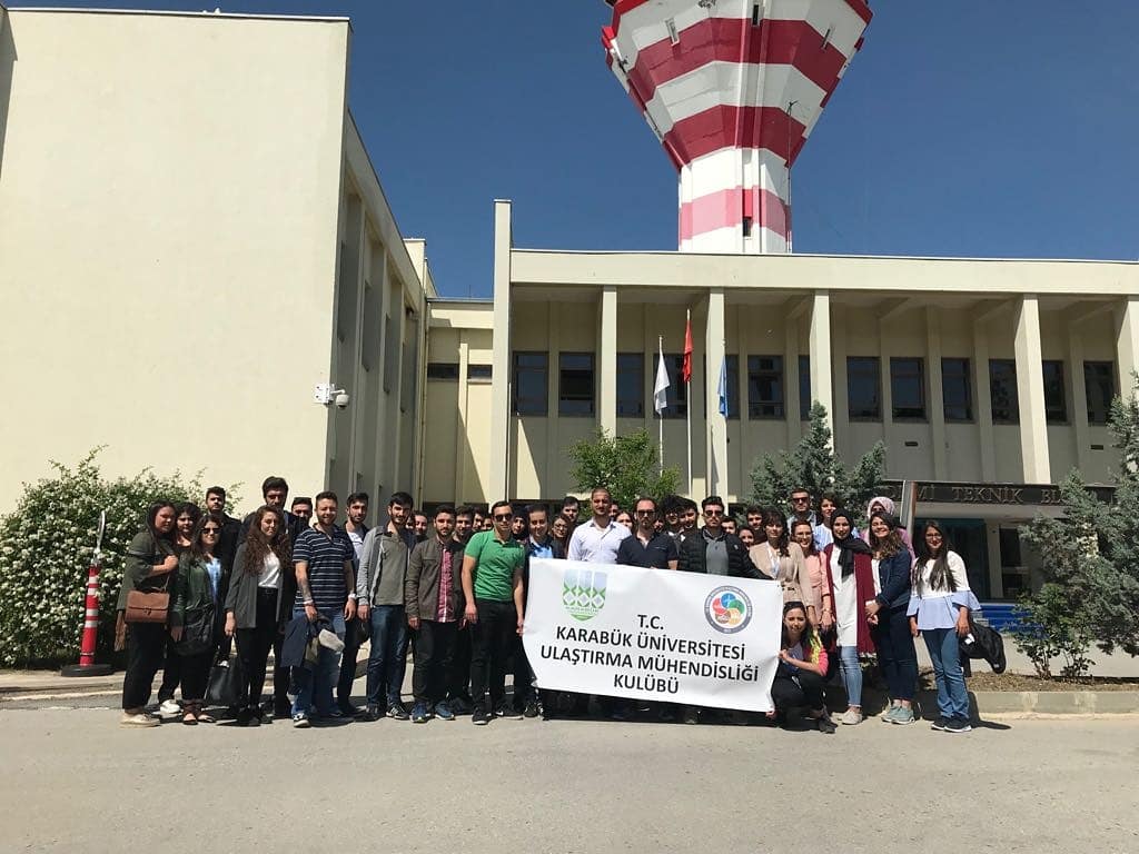 KbuUlm's tweet photo. Ulm. Müh. Kulübü olarak senenin son gezisini TAV Esenboğa Havalimanına gerçekleştirdik. Bizleri misavirperver bir şekilde ağırlayaran ve büyük bir özen gösteren TAV Esenboğa Yatırım Yapım ve İşletme A.Ş. Kurumsal İletişim Uzmanı Sn. Betül Suray' a teşekkürlerimizi sunuyoruz. https://t.co/5g7DTHOatC
