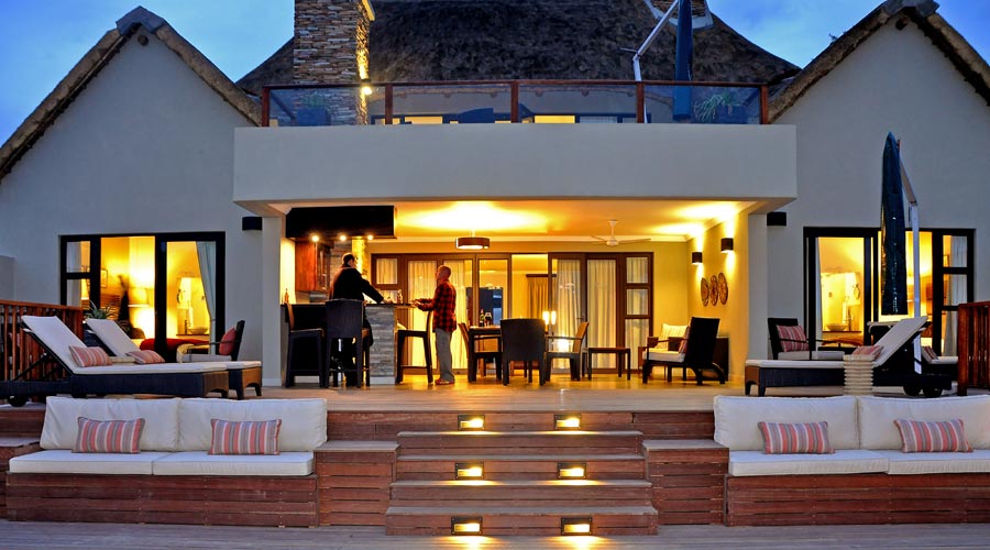 Elephant_Point's tweet photo. Enjoy sunset by the pool, surrounded by the majestic sounds of the wilderness. #lodgelife #luxurylifestyle #Legacy (follow link for more - https://t.co/sj59EADhRs ) #sundowners #africansunset #ElephantPoint #indulge #Lodge13 https://t.co/oE3KZcZFF6