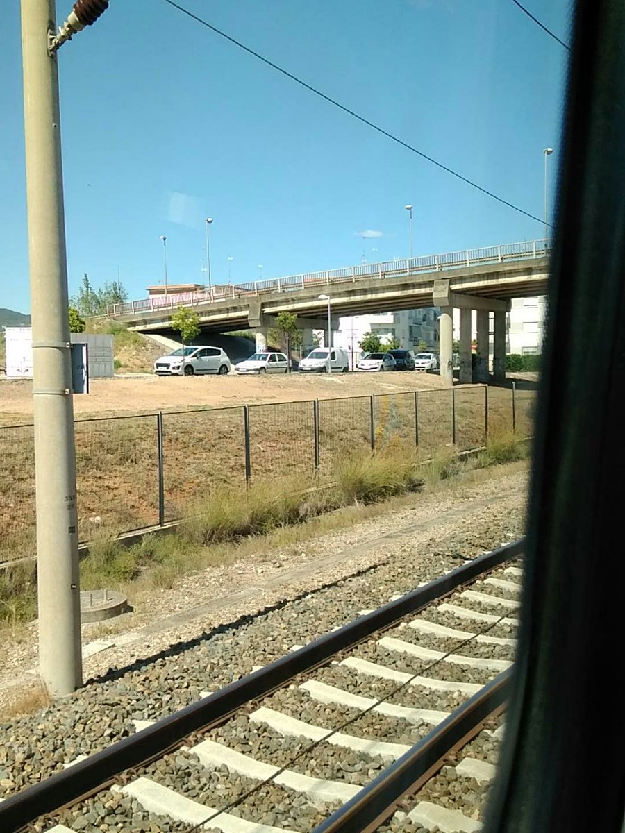 dlaranda's tweet photo. No vale solo con la eterna parada técnica de Hornachuelos en la cual perdemos tiempo, que encima se suelen averiar los trenes... #renfe #inforenfe #avantcordobasevilla #vamosmejorando https://t.co/OKzXcn4qVy