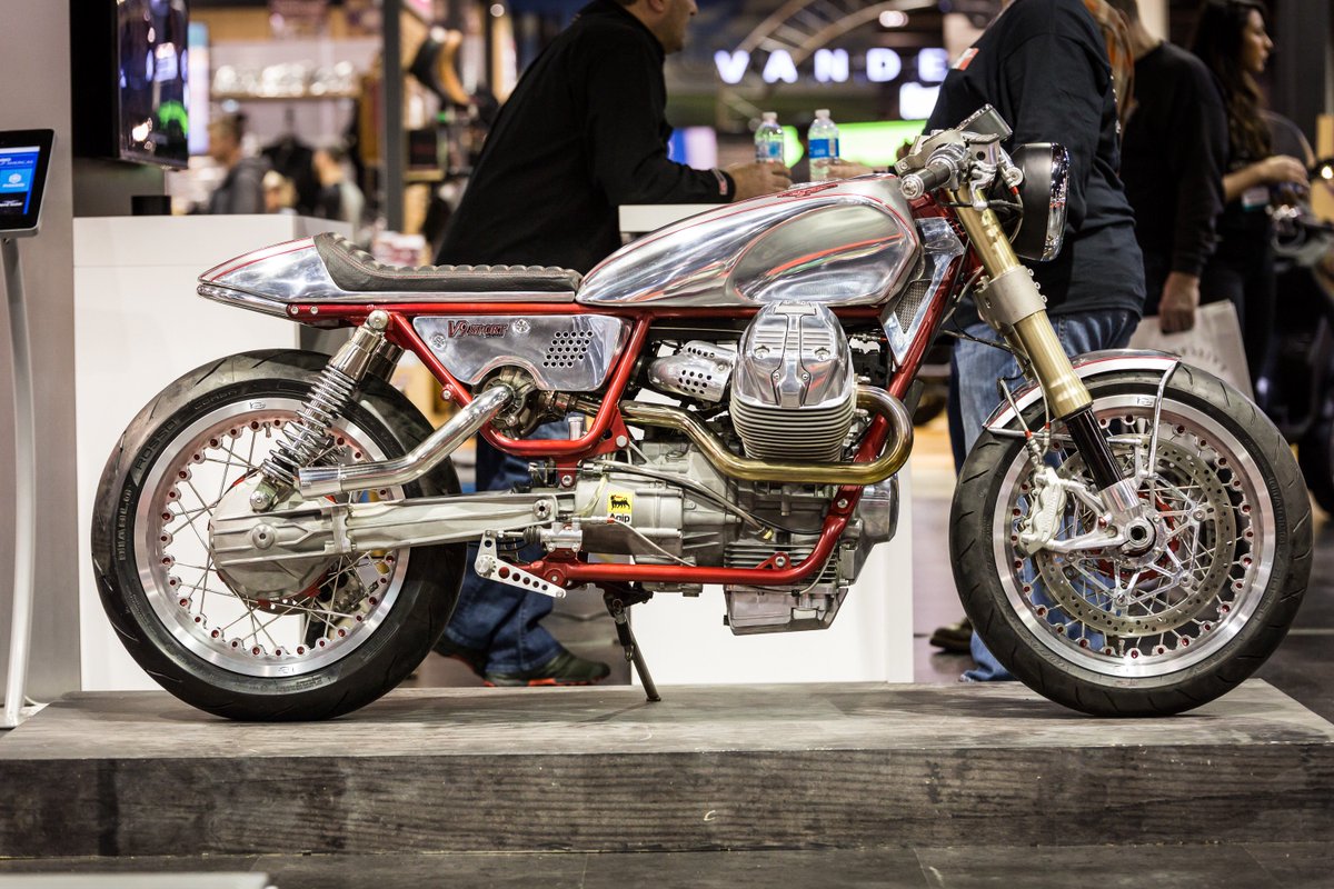 MotorcycleShows's tweet photo. @motoguzzi V9 Sport seems like the perfect bike to get you going on this fine #TwoWheelTuesday // Throwback to #ChicagoIMS this past year // GIVE US ALL THE SHINY THINGS. https://t.co/9Fq0Axrbh0