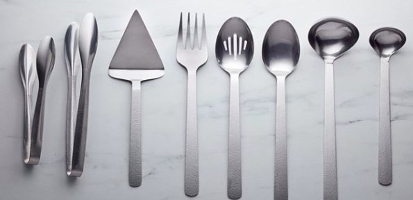 WalkingMatters's tweet photo. Wow π Who's is loving these gorgeous utensils from @AmerMetalcraft as much as we are?!?!
#TabletopMatters #ElevateTheWow #DressUpTheBuffet #APopOfColor #Bronze #Gold #StainlessSteel #WavyAged #Buffetware #NRAShow2018 #Booth6924 #vintage @nationalrestaurantshow https://t.co/fHmp9DuV5Q