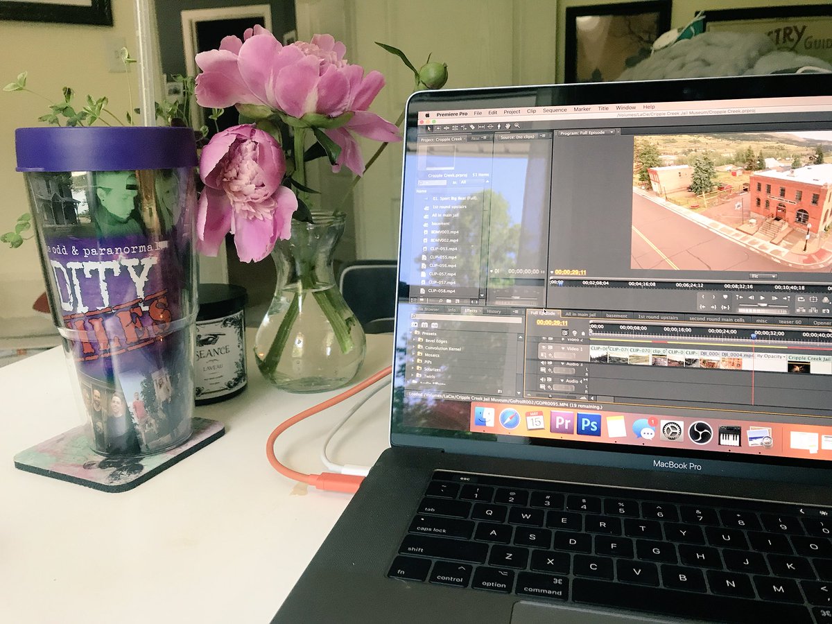OddityFIles's tweet photo. #tuesdayworkflow https://t.co/yO0otcRKz1 https://t.co/zRgF4c6fwN