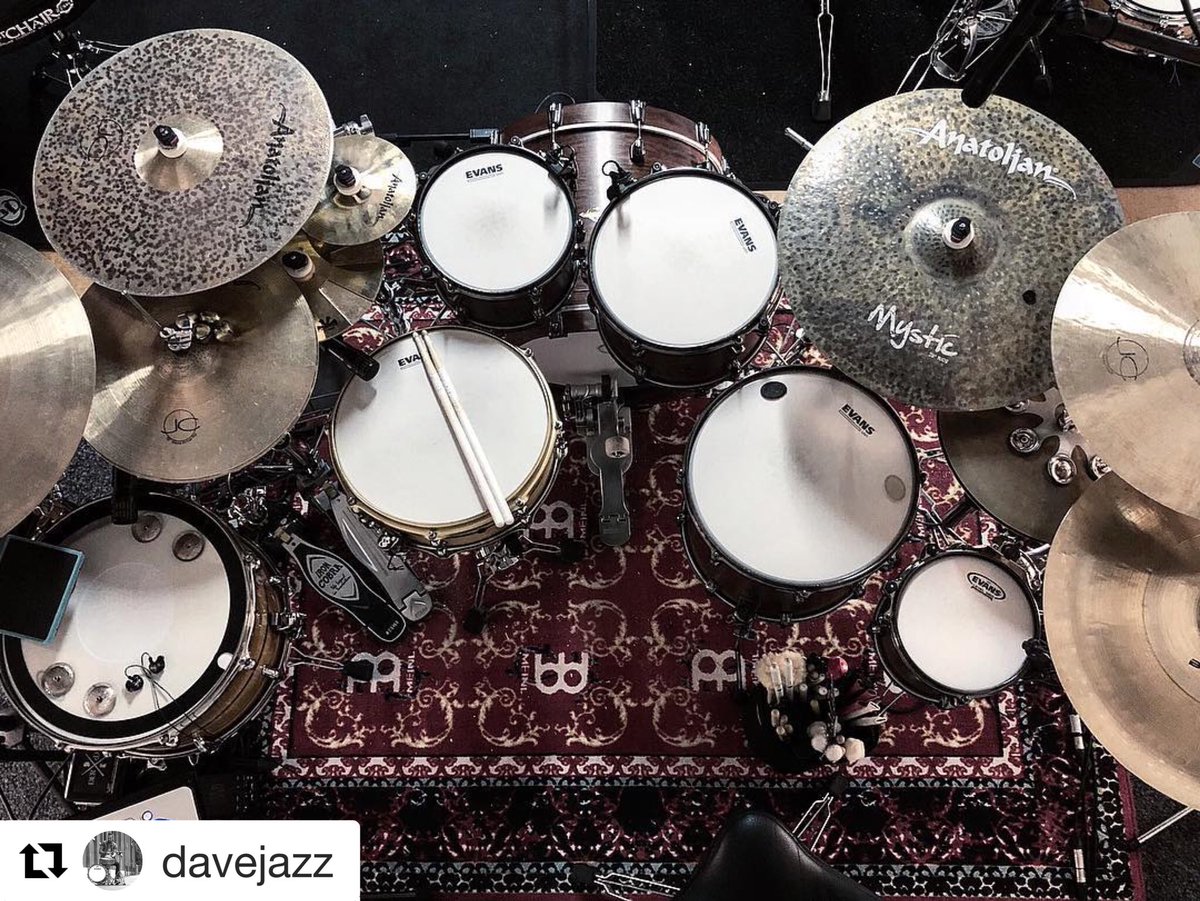 BigFatSnareDrum's tweet photo. Dave Jazz.
#Repost @davejazz
@TAMAofficial @EvansDrumheads @audixmics #anatoliancymbals @VisionEars_de @audioprotectag #TamaDrums #EvansUV1 #theworldofdrums #AudixMicrophones #VisionEars #DrumLab #Thun #Swissdrummer #derDrummer #Schlagzeug #Schlagzeuger #bigfatsnaredrum #bfsd https://t.co/GzOFfK8otH