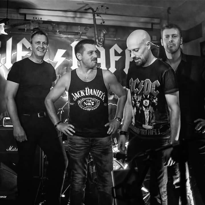 TapSpileHexham's tweet photo. Sunday 20th 4.30pm we have the magnificent Riff Raff get down for some rock, you can't beat a bit of AC/DC and theses guys are brilliant #livemusic #hexham https://t.co/O2YS69mcGD