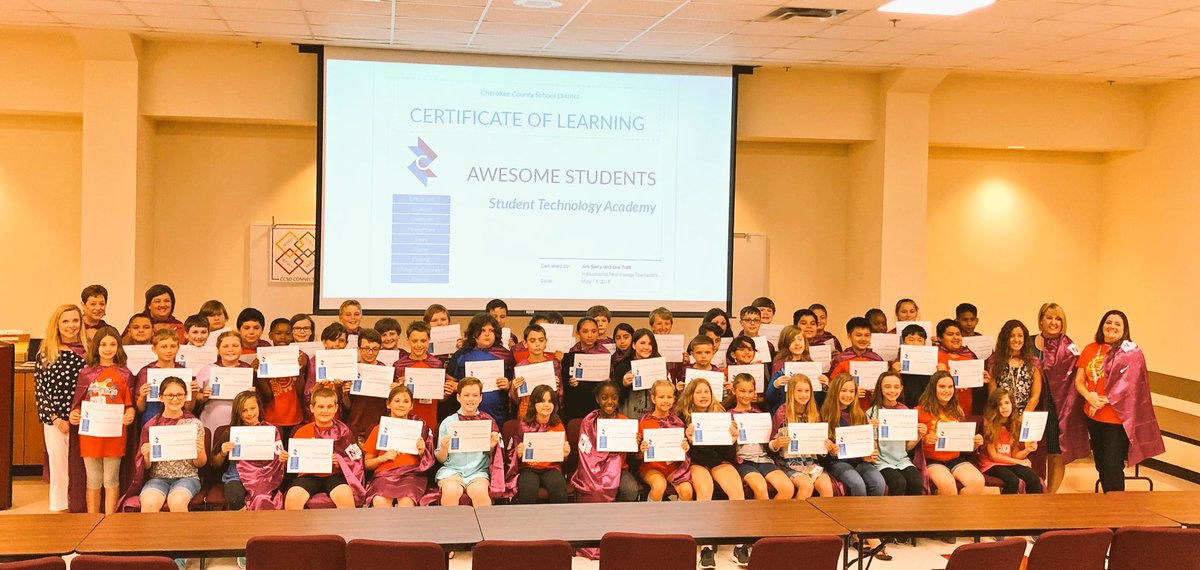 sandiadams's tweet photo. Too much going on to tweet it all!! @OneNoteEDU First Student Technology Academy @cherokeeschools @SixesES @ClarkCreekSTEM @jimberrytech @l5patti https://t.co/UNlbQ9IcMf