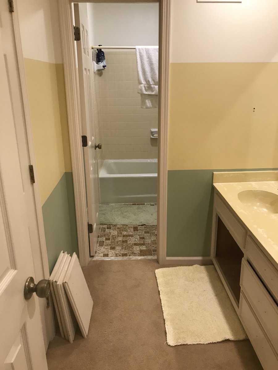 DoerrMatt's tweet photo. A last taste of #CustomQuality in the master bath.. no more until the reveal.. and some before pics o the hall bath we about to tear it out the frame #DoerrOnDemo #DuelThreat https://t.co/LrInJO60VN
