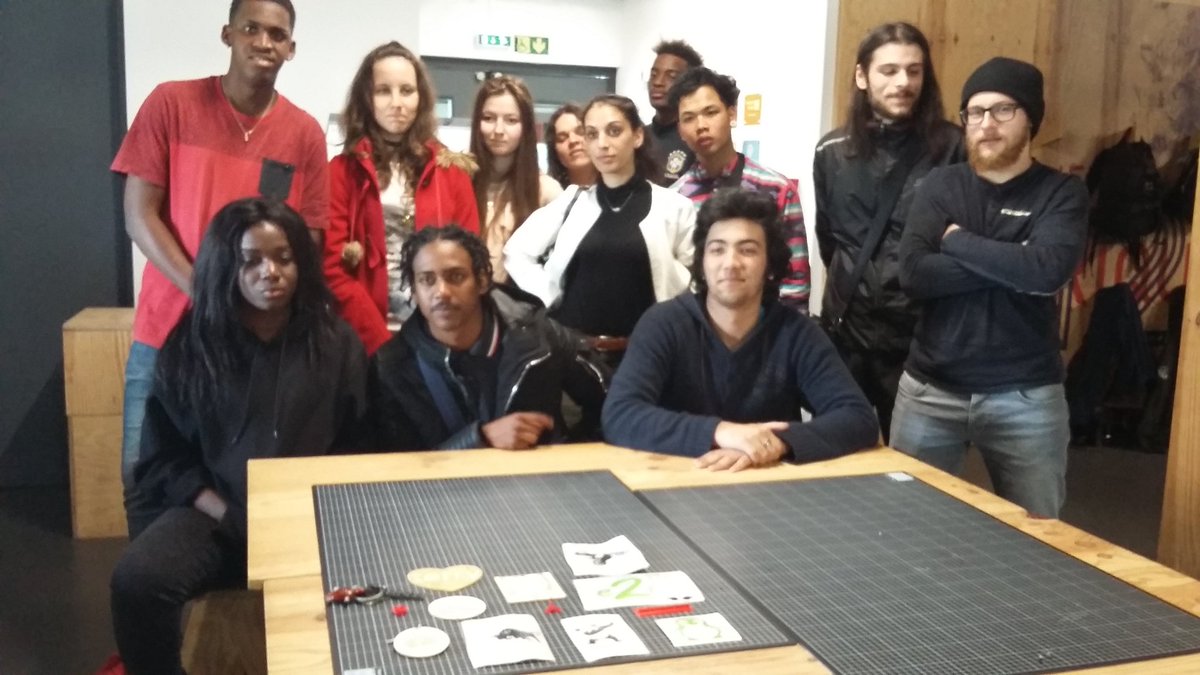 e2cGironde's tweet photo. Très jolies réalisations merci @capsciences @127degres pour cette découverte du fab lab #e2cBMA https://t.co/c5oTFiWu01