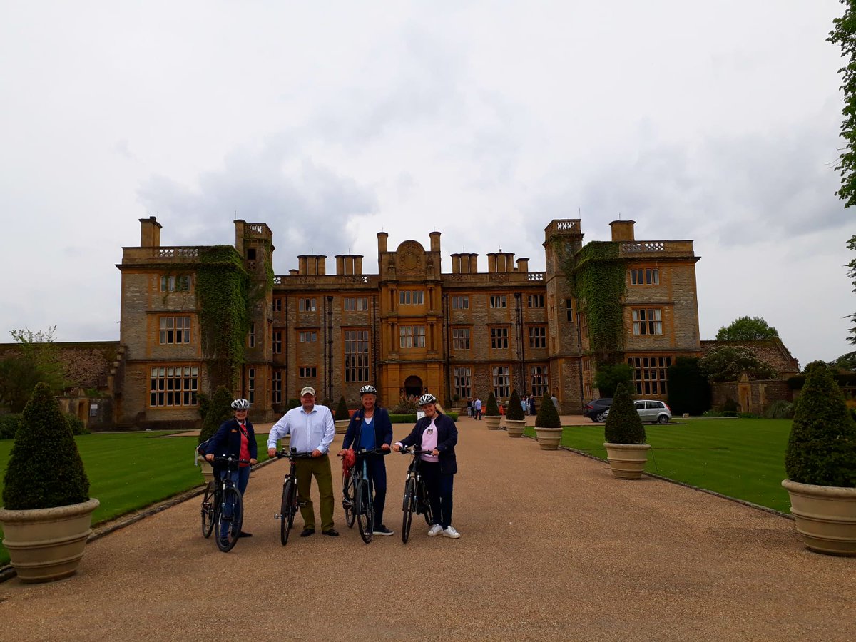 Cotswoldstrips's tweet image. Cycle tour near Enysham! #Cotswolds #FunExercise #Spring