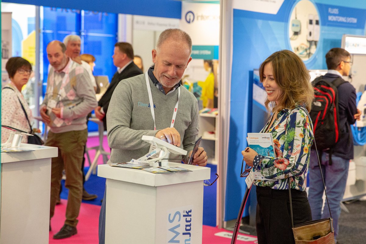 CleanJack's tweet photo. We sluiten een succesvolle eerste beursdag af. Veel bezoekers geïnteresseerd in #CleanJack #tijdregistratie. We zijn nog de hele week te vinden op stand 8.412. #interclean #amsterdam https://t.co/0aIuukxeub