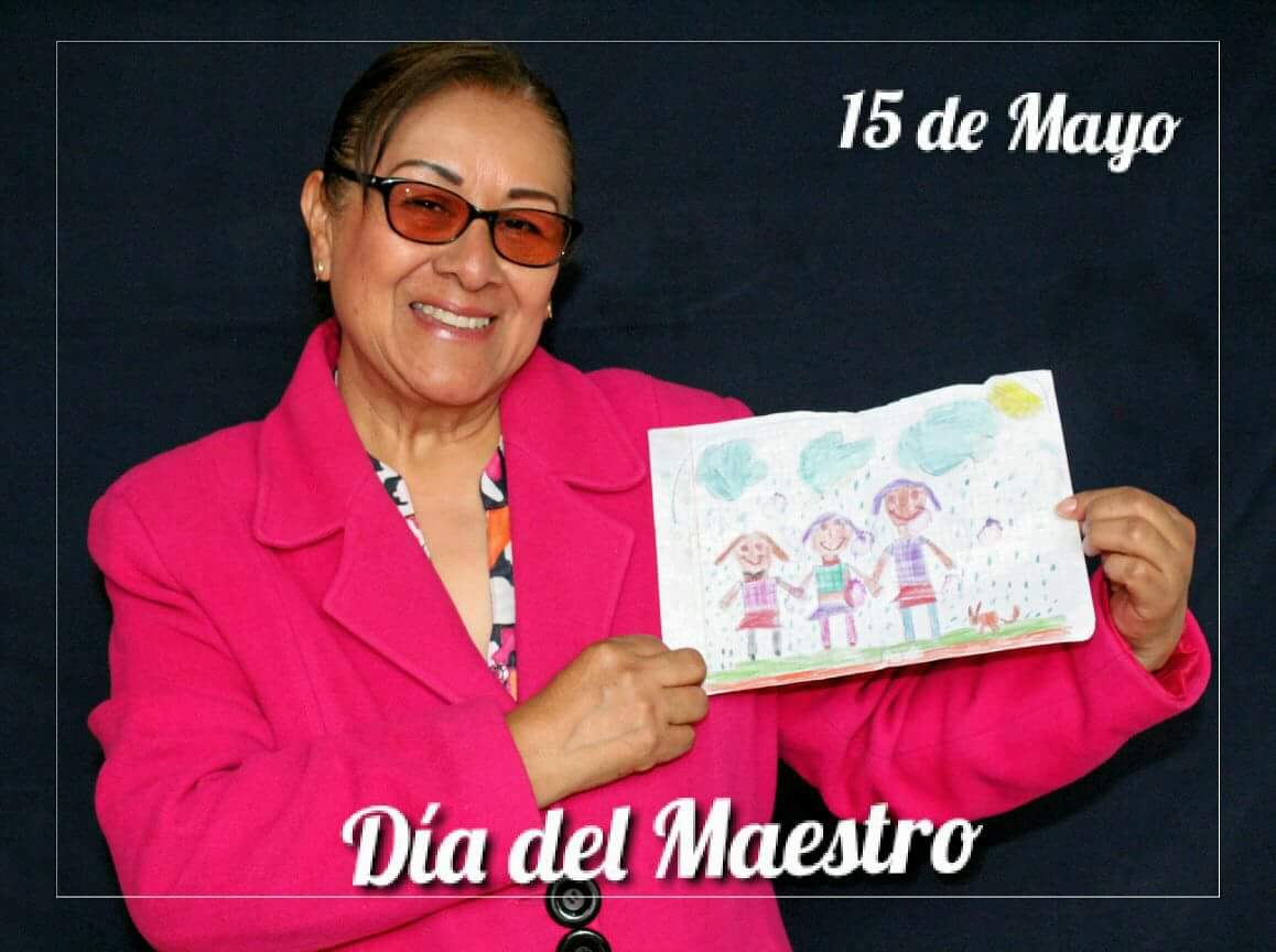 AnaMariaPatoni's tweet photo. Tuve la dicha durante muchos años de dar clases y aprender día a día de mis pequeños alumnos. 
Feliz #DiaDelMaestro a todos los que tenemos la fortuna de ser parte del gremio. https://t.co/zvoatubltF