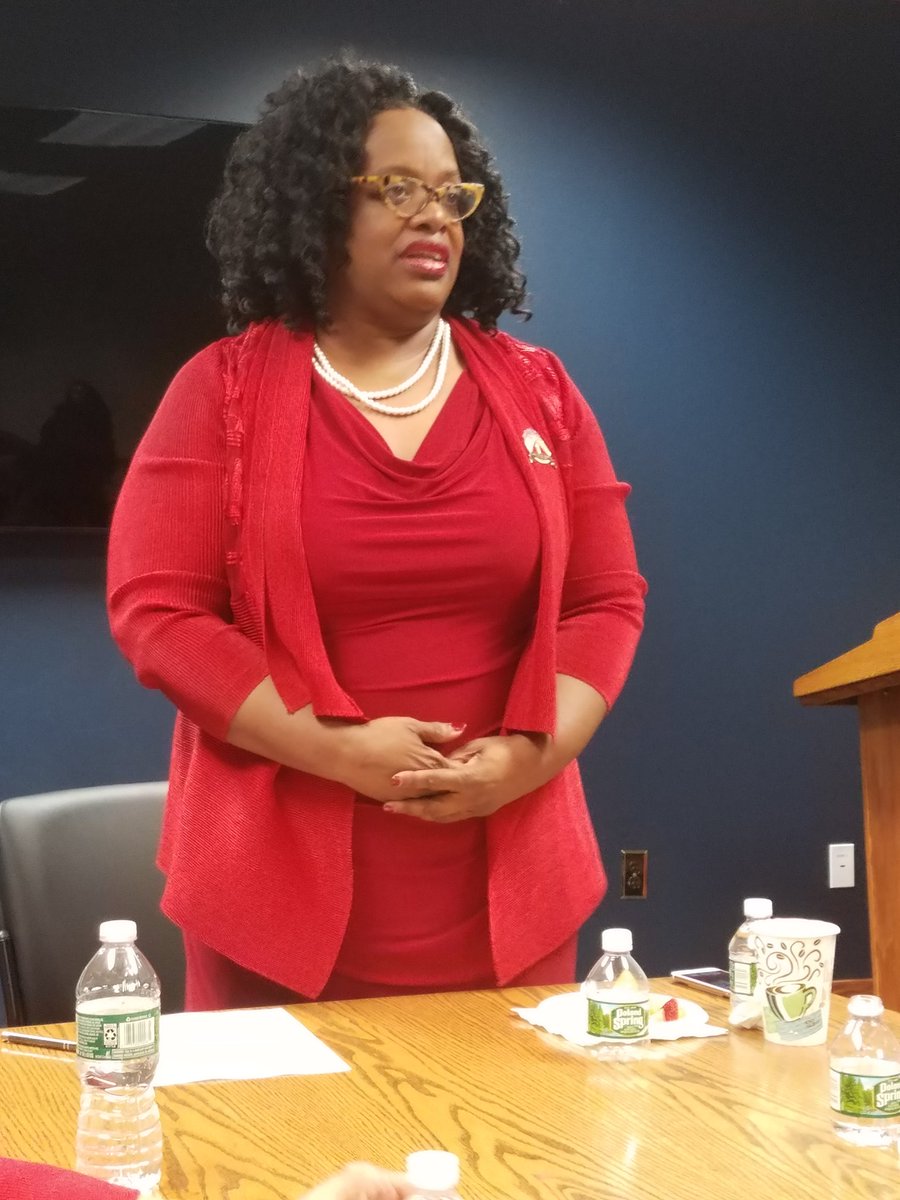 LisaAdele794's tweet photo. #DeltaDaysattheCapitol #AssemblyChambers @easternregdst #TheEast @dstinc1913 @AMBichotte @AliciaHyndman https://t.co/PildsVuteY