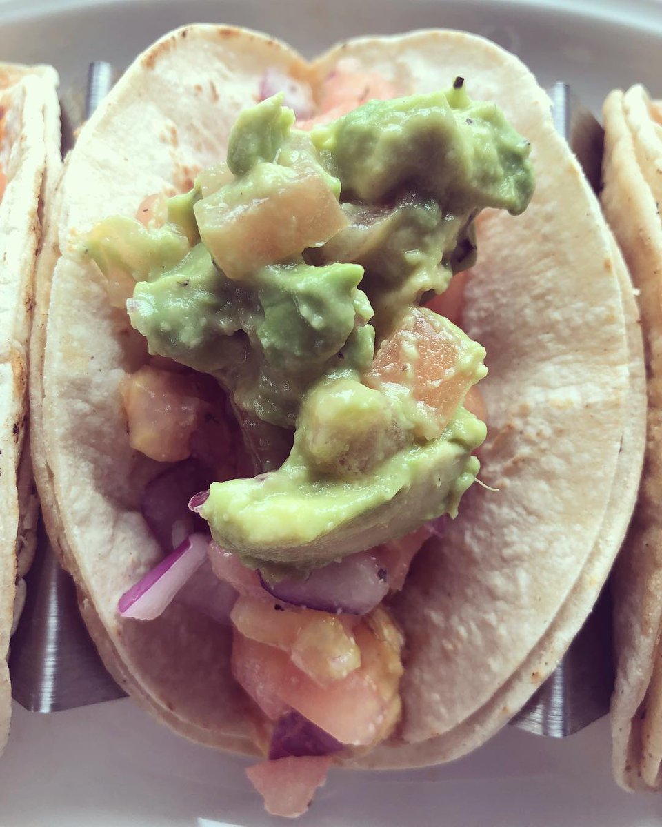 Brewshot's tweet photo. It’s #tacotuesday 🌮 we know your head says #gym but your #heart says #tacos 🌮Stop by to #enjoy some #delicious tacos from our #chef 👨🏽‍🍳
#eastcoastfoodies #tuesday #eastcoastfeastcoast #coctails #happyhour #nycfoodie #nyceeeeeats #jerseycity #jerseycityeats #jcfood #bar https://t.co/ltah3DPI2W