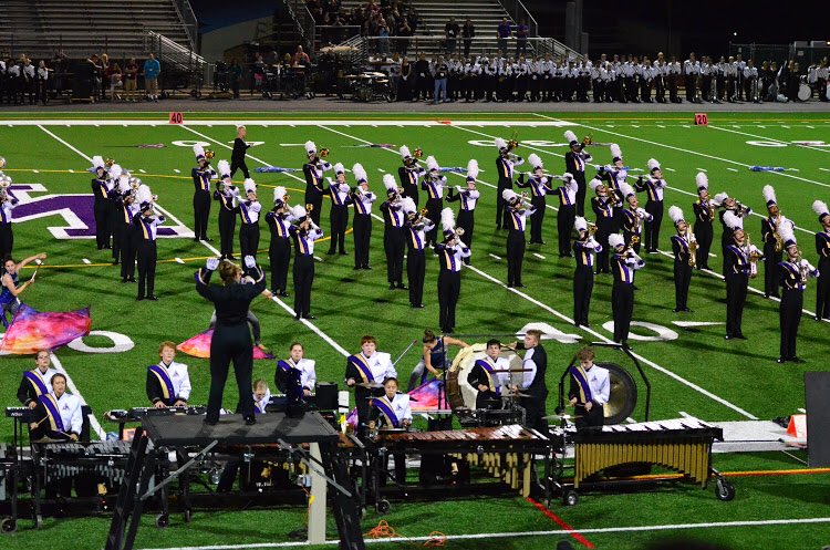 UMMUNation's tweet photo. #joinUMMU to make tons of lifelong friends and lasting memories while putting together a spectacular show!! 💜💛 Find and share more reasons to join under the hashtag #joinUMMU!! https://t.co/93gqGS6eSu
