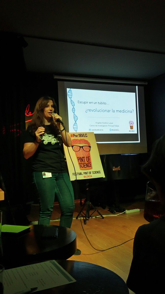 anaconesa's tweet photo. Proud of @aarzalluz_ and @Sarvaorin from @conesagroup talking today about #Bioinformatics #epigenetics, metabolism, and how to be a scientist and have fun at the #PintOfScience #Pint18VLC @CIPFciencia @ChroMeITN https://t.co/2tV5nGRFY6