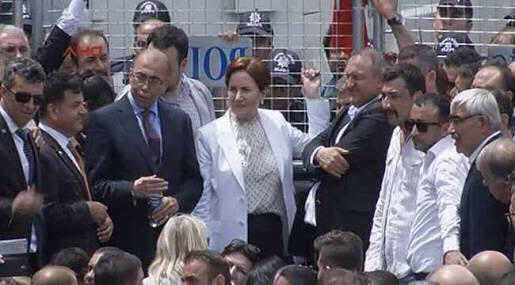 Milletle aramıza bariyerler koydular. Ama biz engelleri aşa aşa geldik bugünlere. Bu millet yüzünü güneşe dönmeye o gün karar verdi!