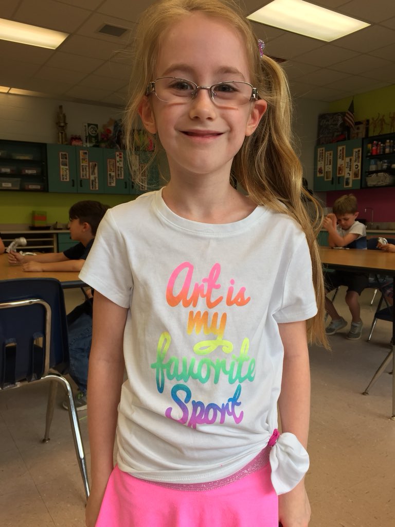 DeSanaReads's tweet photo. Yessss! Art is my favorite sport, too! #kinderartist @CCESADallas @CCES_Principal @ArtsFCS https://t.co/jRCoZgFvKT
