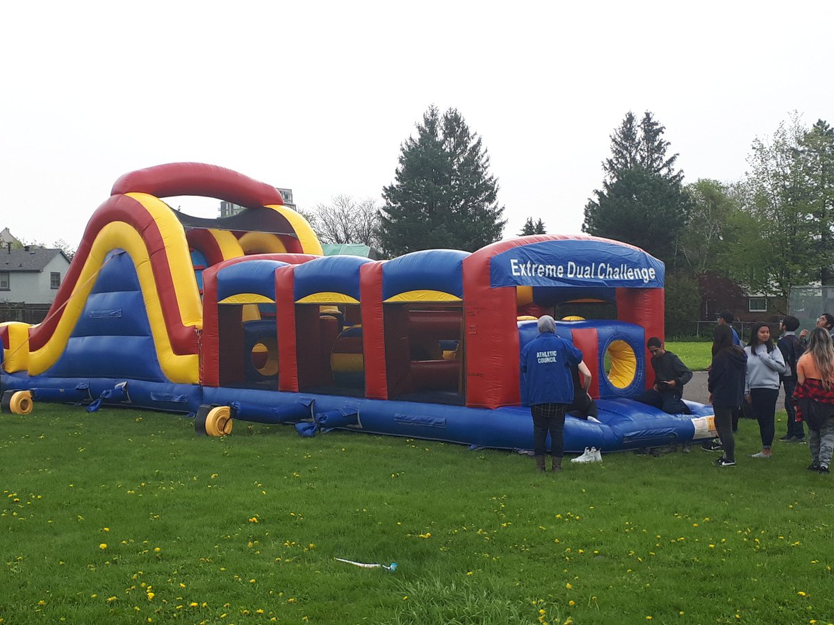 EssInclusion's tweet photo. Fun filled Carnival , hamburgers, bouncy house, dunk tank, games and much more @ErindaleSS @srtrupp #funcarnival #Sprint18 https://t.co/xxkWHYAZEk