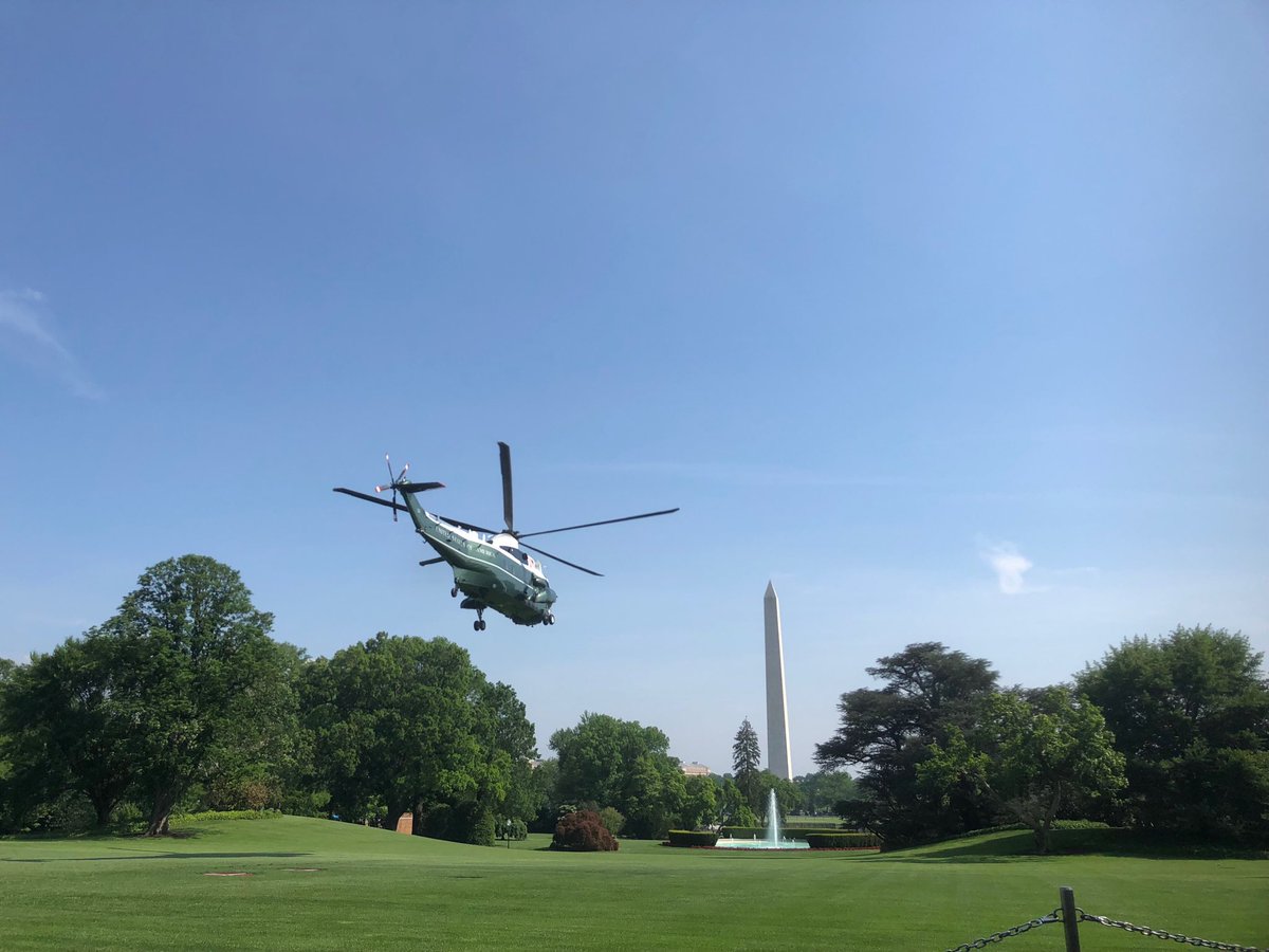 jeffmason1's tweet photo. .@realDonaldTrump departs the White House on Marine One for an off the record destination. https://t.co/XQqkbPHNHN