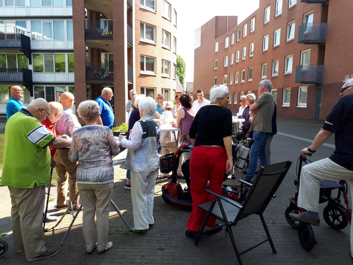 Meet&amp;greet met de nieuwe huurders van <a href="/wonenlimburg/">Wonen Limburg</a> in Maastricht. Samen zoeken naar een nieuwe #samenwerking waarbij ook de huurders aan zet zijn.