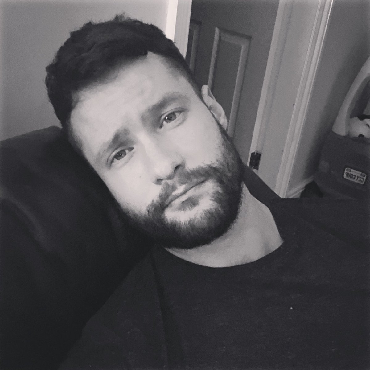calumscott's tweet photo. Anyone good at cuddles ? I feel like absolute crap and need looking after. Send help. 😞😢🙍🏻‍♂️ https://t.co/NvAnmJDoyX