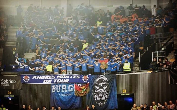 P_AndresMontes's tweet photo. Mucho ánimo a las grandes aficiones de @RealBetisEPlus y @CDBILBAOBASKET que estoy seguro que volveréis!! Muchas gracias por el trato recibido por parte de todos los aficionados cuando visitamos vuestro pabellón en especial @_VictorMMolina y @69lothar https://t.co/UDBBjg4MFb