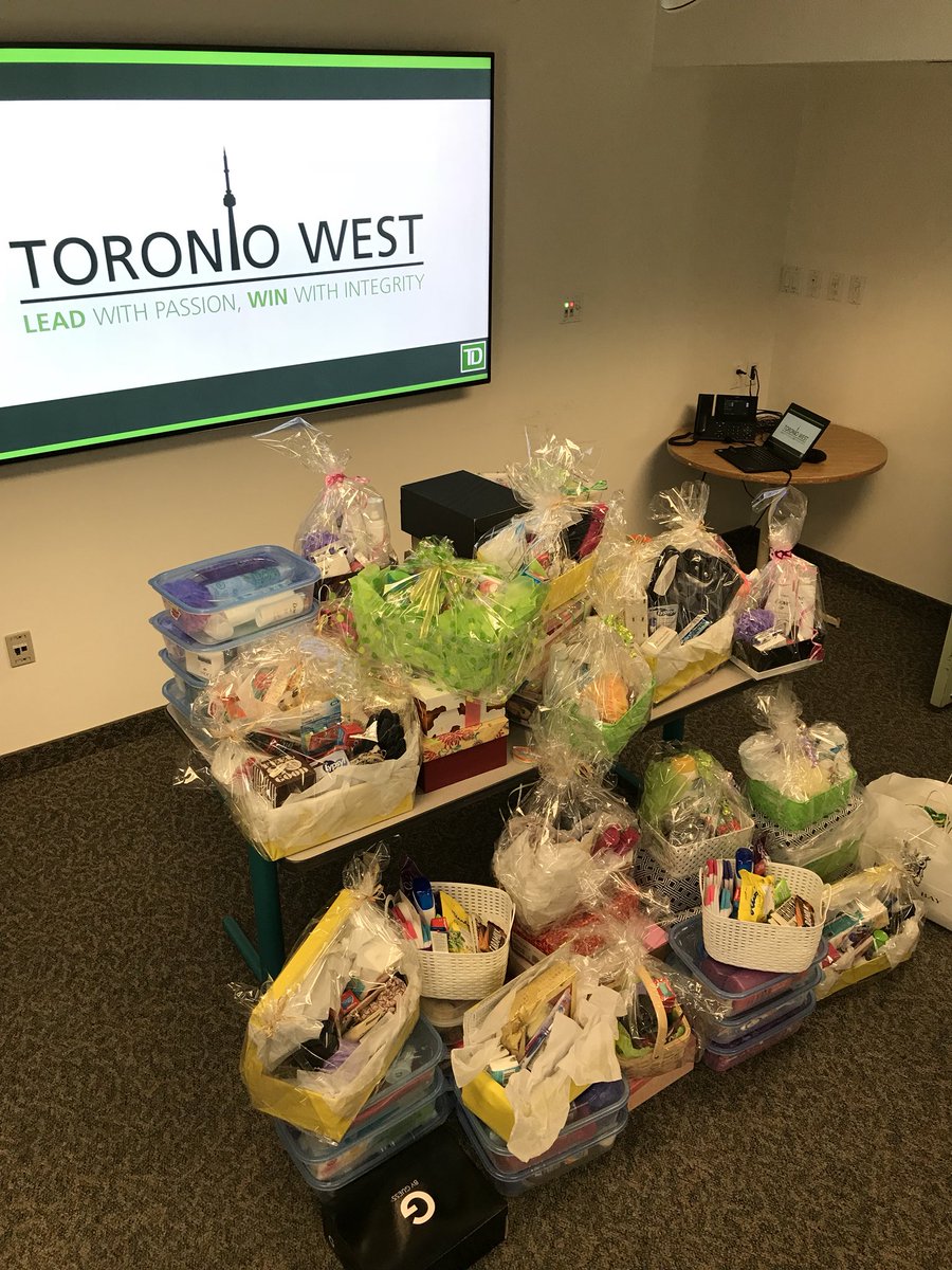 NickChant09's tweet photo. So happy to be able to support @shoeboxcanada. 80+ boxes on the way from Toronto West supporting #MetroWIL. @ChrisStamper_TD @AIacobelli_TD @IvelinaMiljevic @suzette_correia https://t.co/yfaQLqE09y