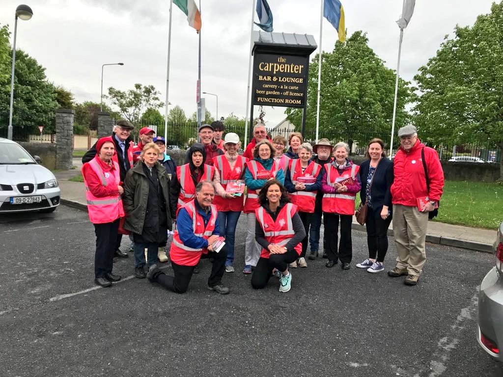 lifeinstitute's tweet photo. #Dublin15 supertroopers were out on #LifeCanvass again tonight! This crew are incredible! They are out night after night, knocking on doors, talking to people,getting the facts out! Tonight they had a very successful canvass in #Carpenterstown Bravo! #saveth8th #VoteNotoAbortion https://t.co/cUM8mXo2S7