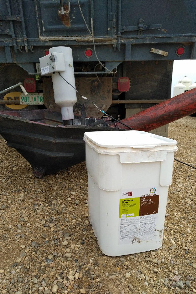 earthalivect's tweet photo. 70-acre Soil Activator trial in Saskatchewan on Canola crops. The trial was installed by @V6Agronomy and @sixsouthacres using fertilizer inoculation method at seeding. Looking forward to the results! #SoilActivator #canola #organic https://t.co/igDY1bCSVc