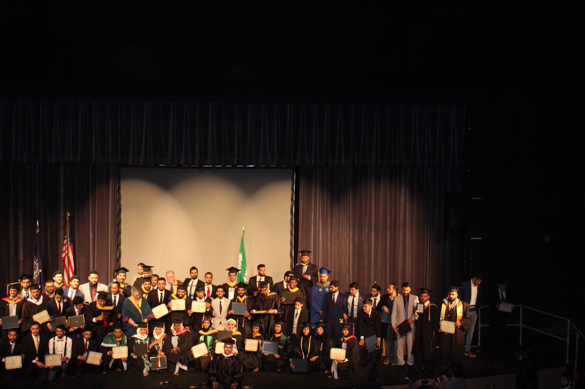 USSCNE's tweet image. نبارك لجميع الخريجين والخريجات للجامعات التابعة لمنطقة نيوانجلند. سائلين الله التوفيق والسداد في خطاهم.