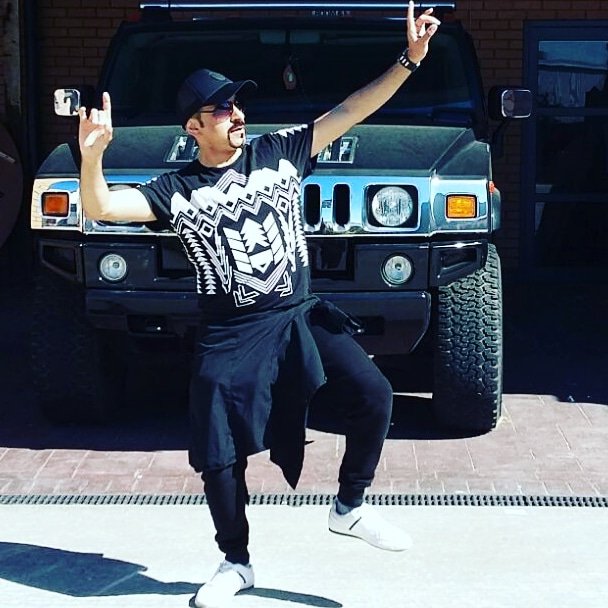 sohankailey's tweet photo. Latest photo and video shoot
#dancerslife #dancer #bhangradancer #streetdancer #contemporarydancer #videography #choreographer #filmlocation #danceartist #music #filming #onset #danceartist #performingartist #bham #brum
@ZARA #zaraman @dancexchange @brumdance @dancebrum https://t.co/CIrvZJYFcc