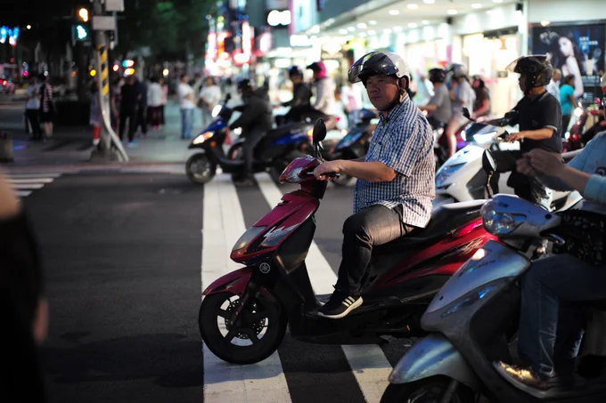 台湾に行くといつも皆さん人懐っこいんですが、ちゃんと礼節があって心地よいです。悲しい歴史もありましたが、ところどころに戦前の日本が作った古い建築物をリノベーションをしたり文献の継承をしているのが素晴らしいです。暑いのは辛かったけどね…。ありがとう台湾。またいつか。 