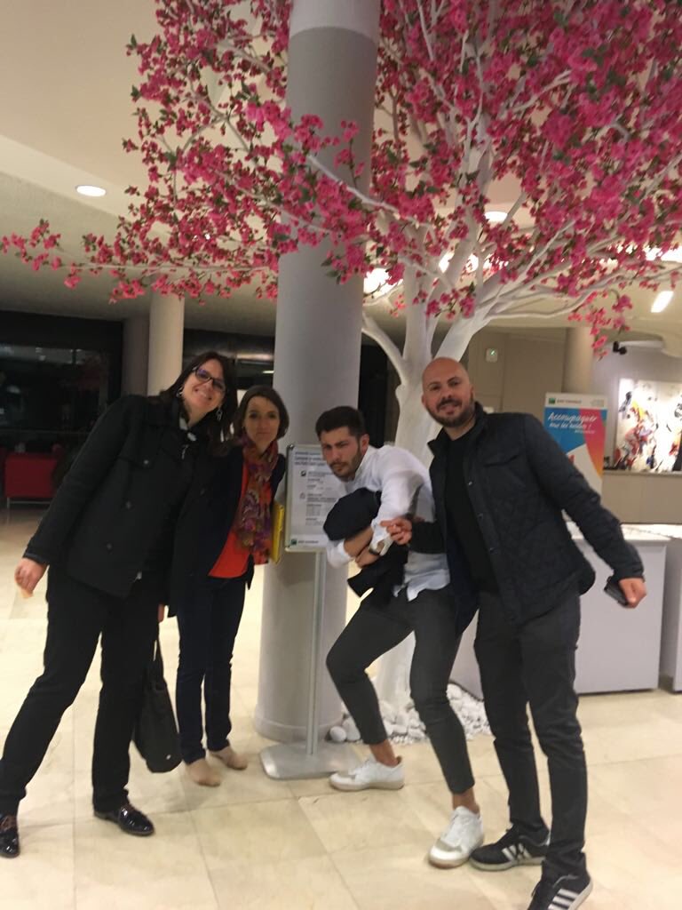 FredFroumenty's tweet photo. 2 jours denses et amicaux, 2 jours de réflexion et d échanges, 2 jours pour lancer les bases de la formation 2020 #embarquement #mycampusBDDF #transformation #OneTeam https://t.co/B0Q7woAINz